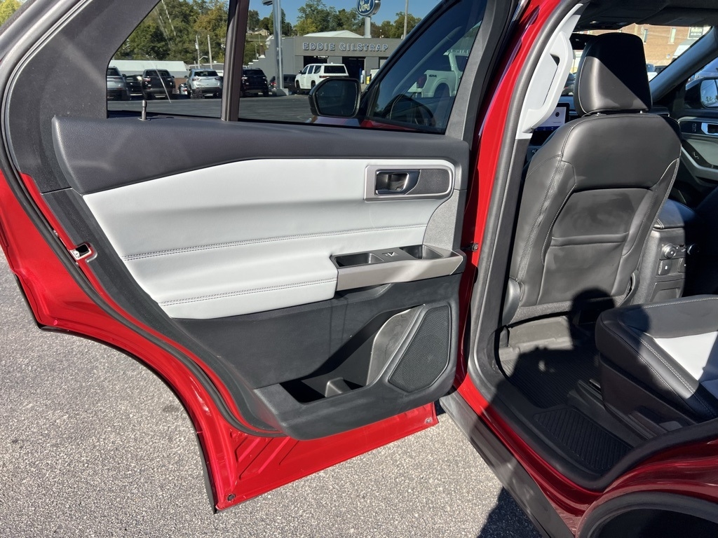 Ford Explorer XLT AWD 2022 Ford Explorer XLT AWD 2022