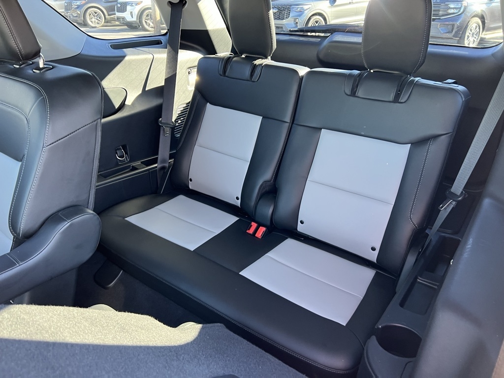 Ford Explorer XLT AWD 2022 Ford Explorer XLT AWD 2022