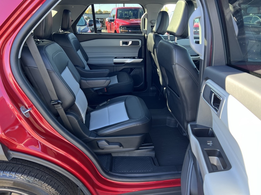 Ford Explorer XLT AWD 2022 Ford Explorer XLT AWD 2022