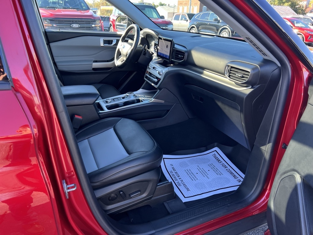 Ford Explorer XLT AWD 2022 Ford Explorer XLT AWD 2022