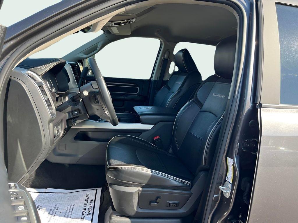 RAM 3500 Laramie Crew Cab LWB 4WD DRW 2024