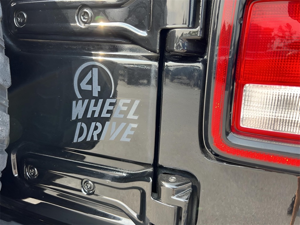 Jeep Wrangler Unlimited Willys 2020