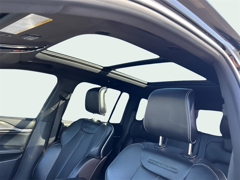 Jeep Grand Cherokee Overland 4WD 2022