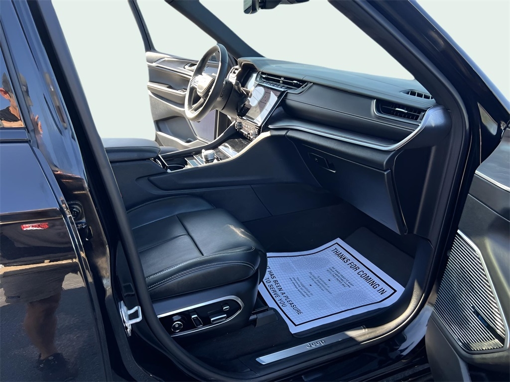 Jeep Grand Cherokee Overland 4WD 2022