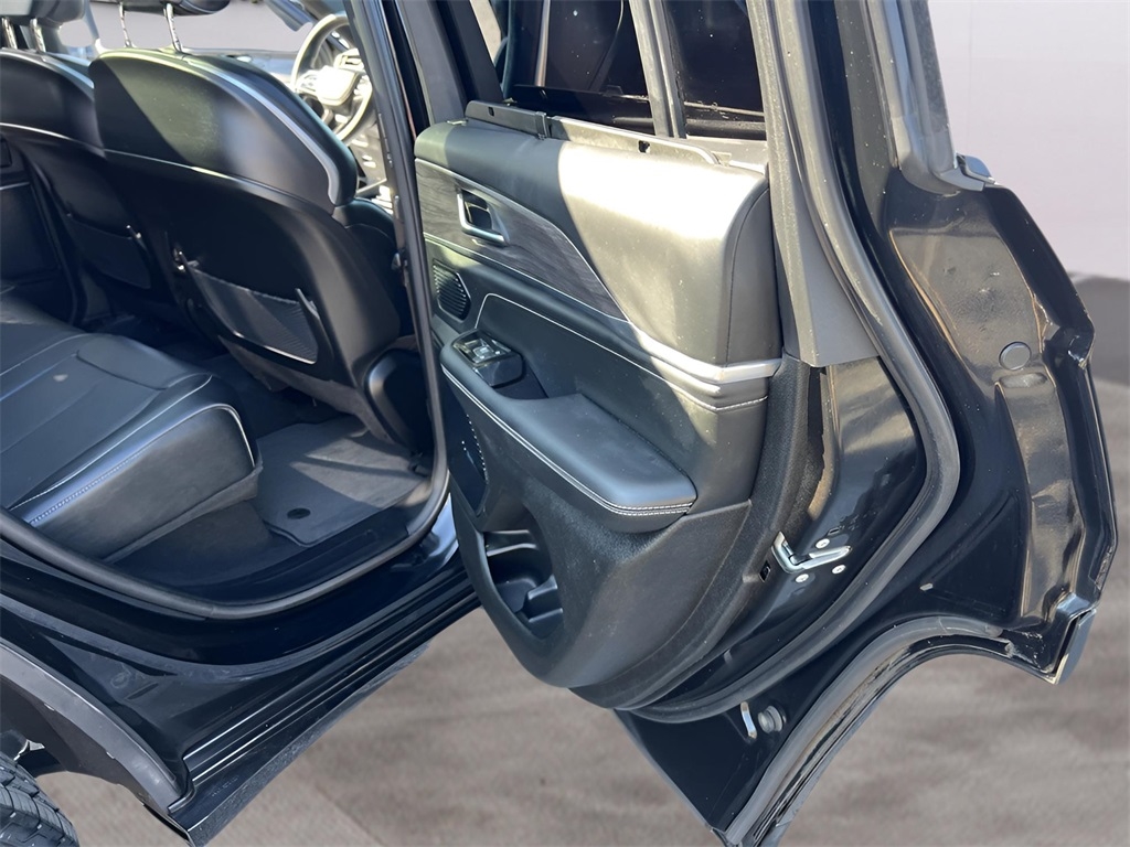 Jeep Grand Cherokee Overland 4WD 2022