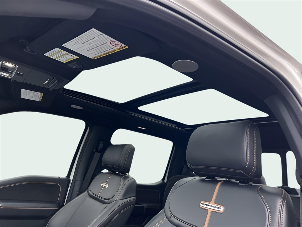 Ford F-250 SD XL Crew Cab 4WD 2023