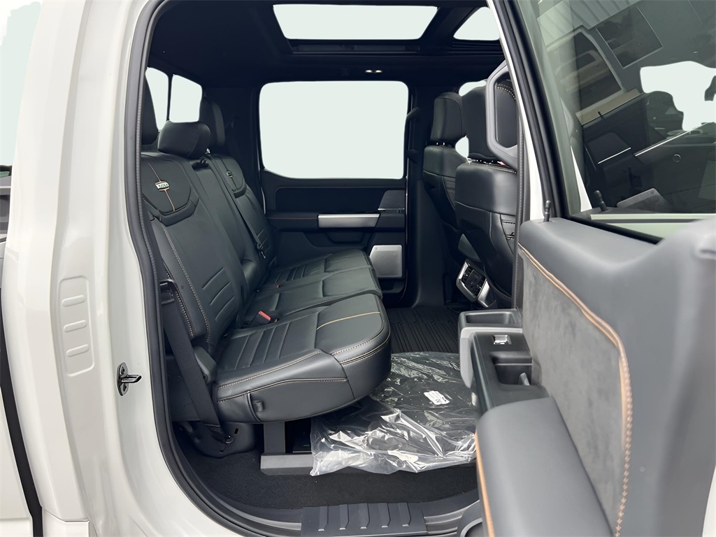 Ford F-250 SD XL Crew Cab 4WD 2023