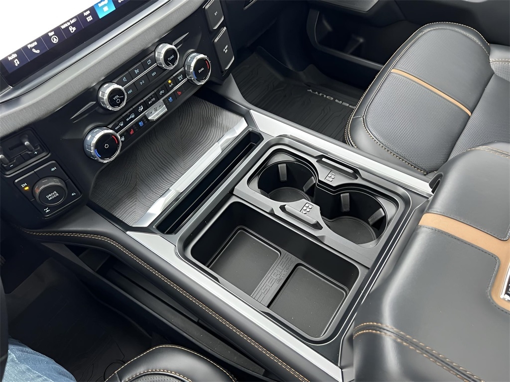 Ford F-250 SD XL Crew Cab 4WD 2023