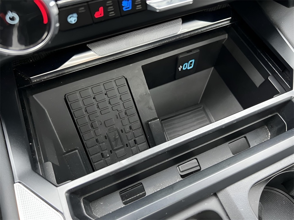 Ford F-250 SD XL Crew Cab 4WD 2023