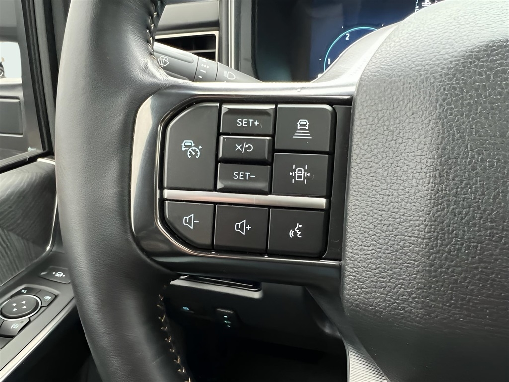 Ford F-250 SD XL Crew Cab 4WD 2023