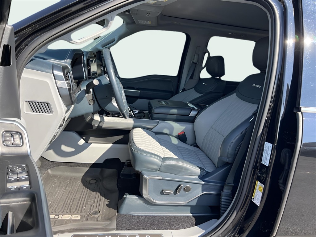 Ford F-150 Lariat SuperCrew 5.5-ft. Bed 4WD 2023