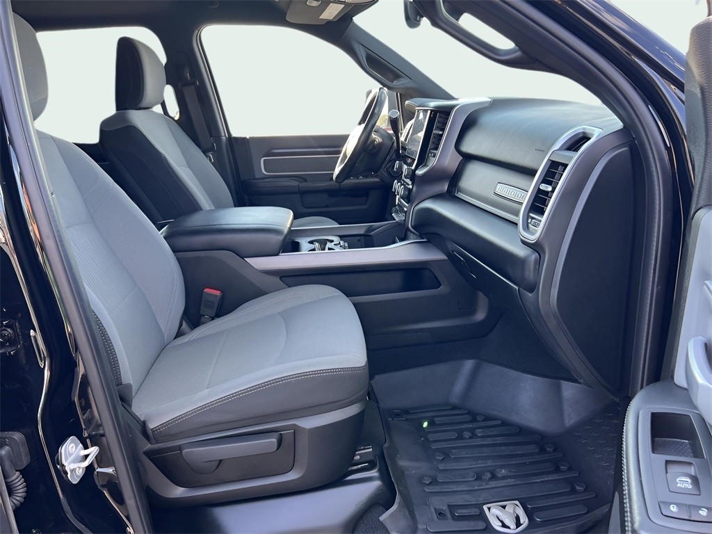 RAM 2500 SLT Mega Cab 4WD 2022 RAM 2500 SLT Mega Cab 4WD 2022