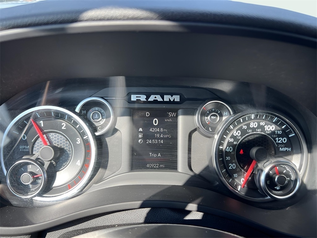 RAM 2500 SLT Mega Cab 4WD 2022 RAM 2500 SLT Mega Cab 4WD 2022
