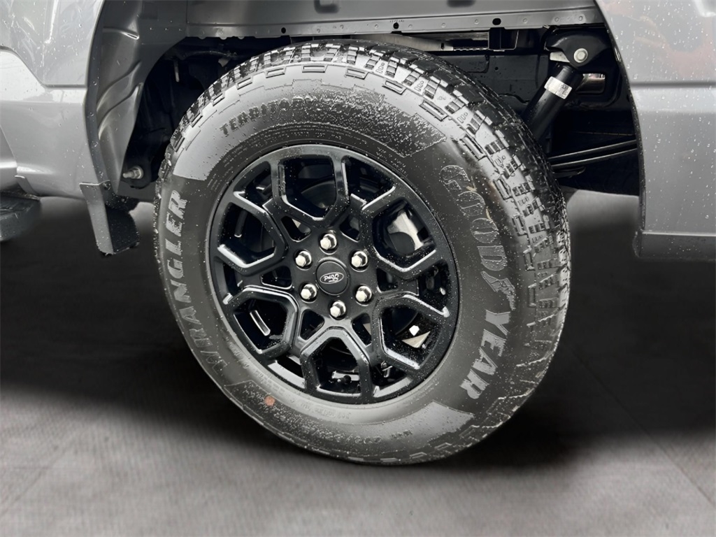 Ford F-150 XLT SuperCrew 4WD 2024