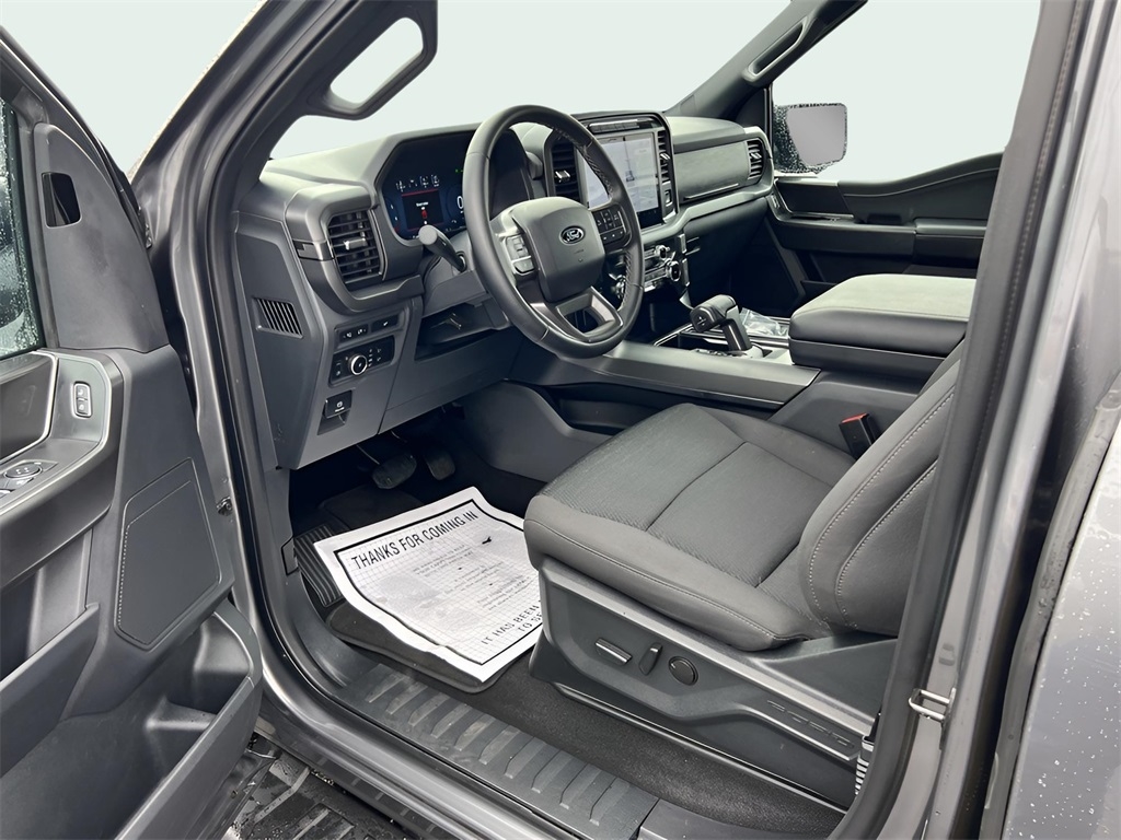 Ford F-150 XLT SuperCrew 4WD 2024