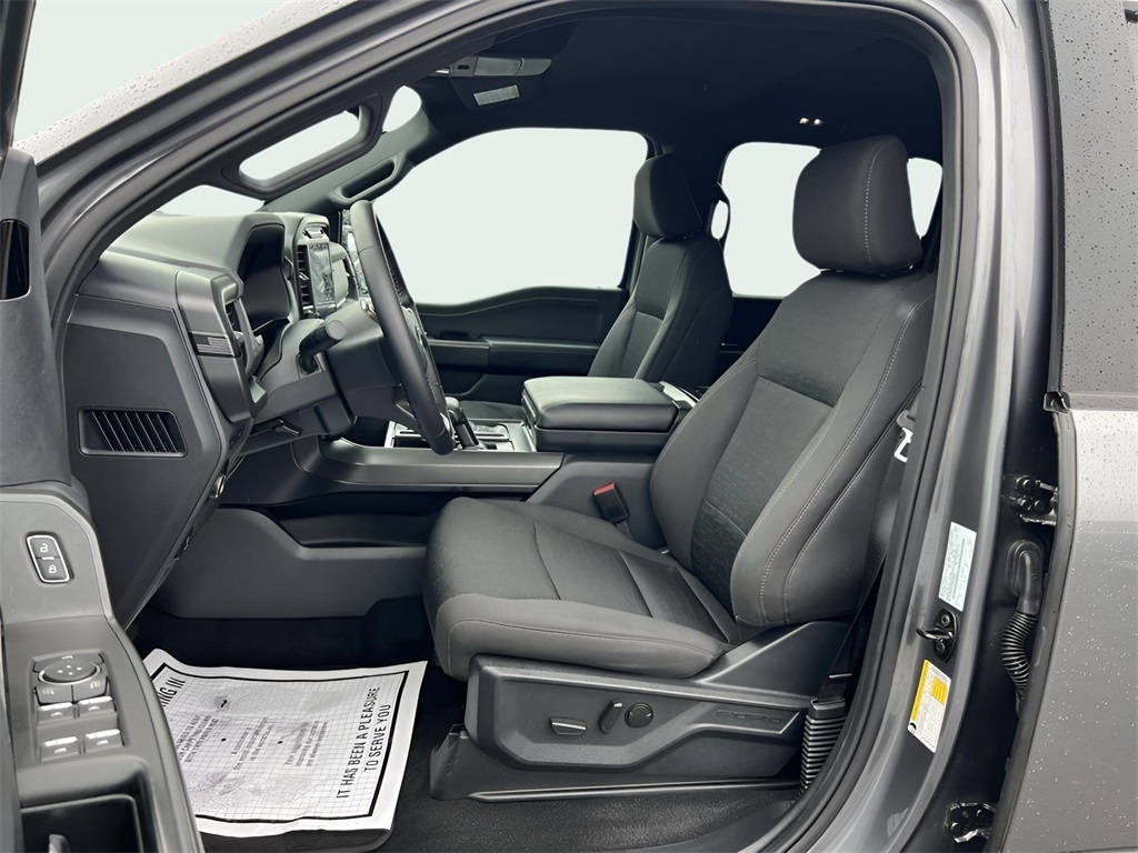 Ford F-150 XLT SuperCrew 4WD 2024