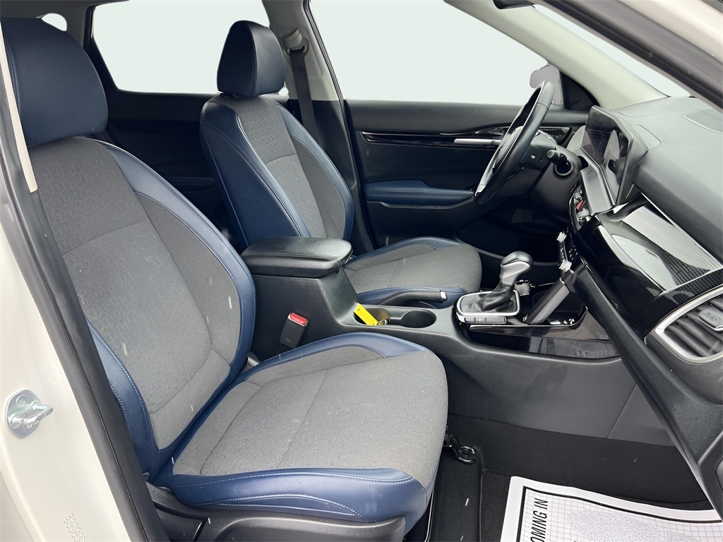 Kia Seltos S 2024 Kia Seltos S 2024