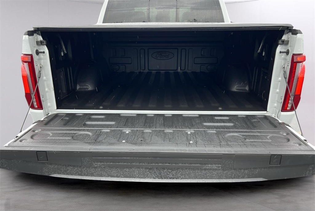 Ford F-150 Lariat SuperCrew 4WD 2024