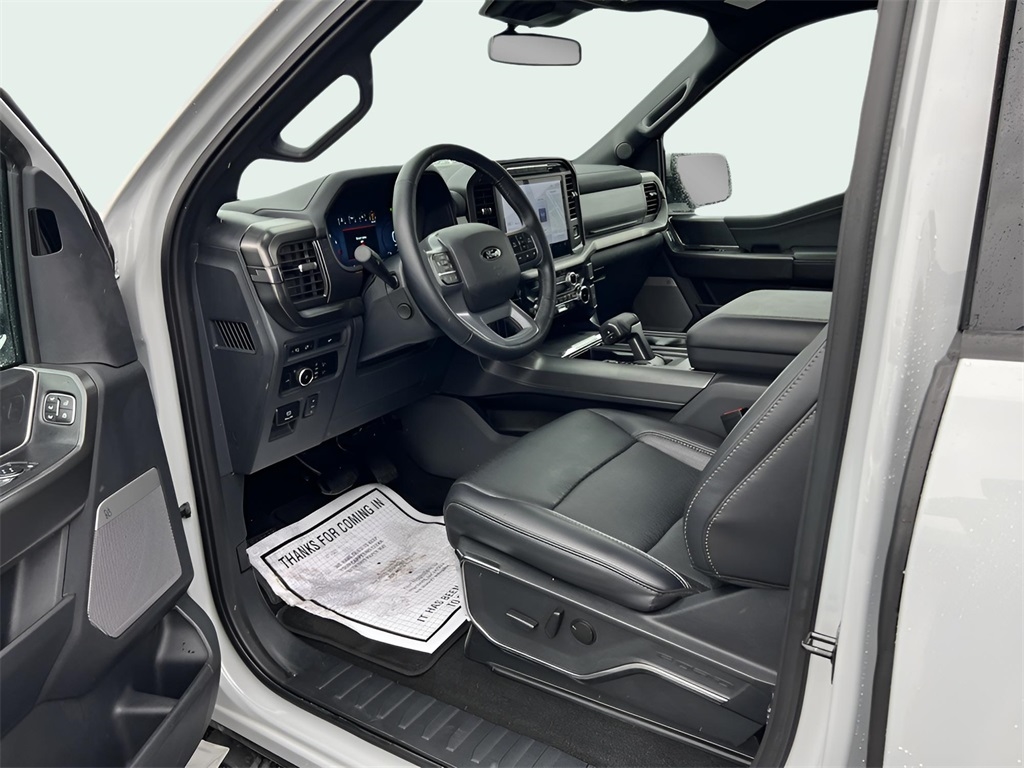 Ford F-150 Lariat SuperCrew 4WD 2024