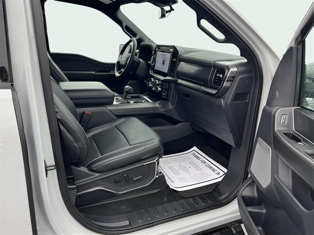 Ford F-150 Lariat SuperCrew 4WD 2024