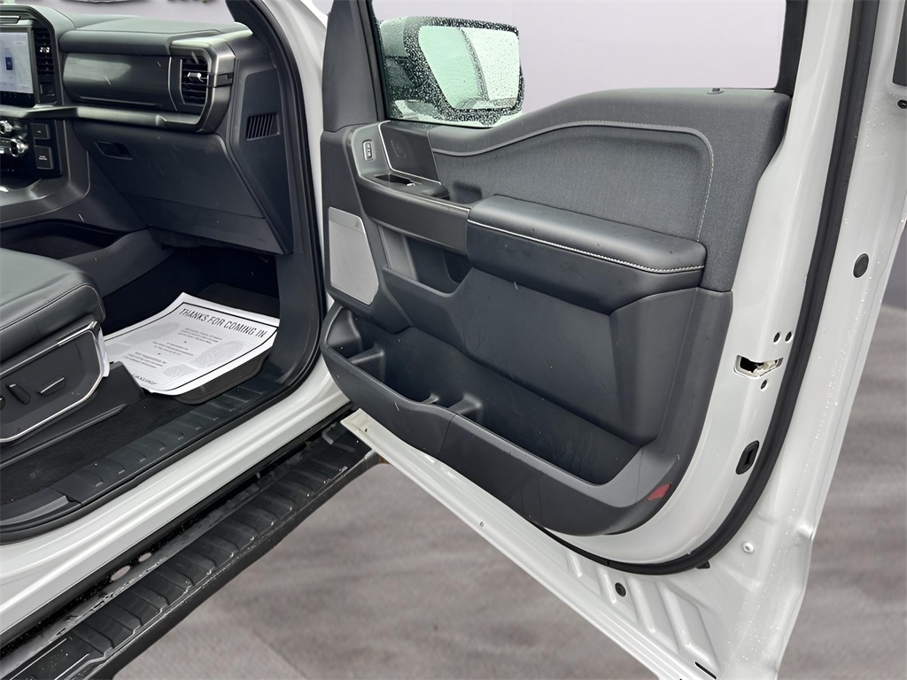 Ford F-150 Lariat SuperCrew 4WD 2024