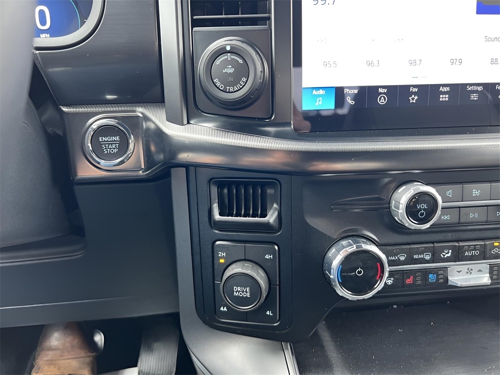 Ford F-150 Lariat SuperCrew 4WD 2024