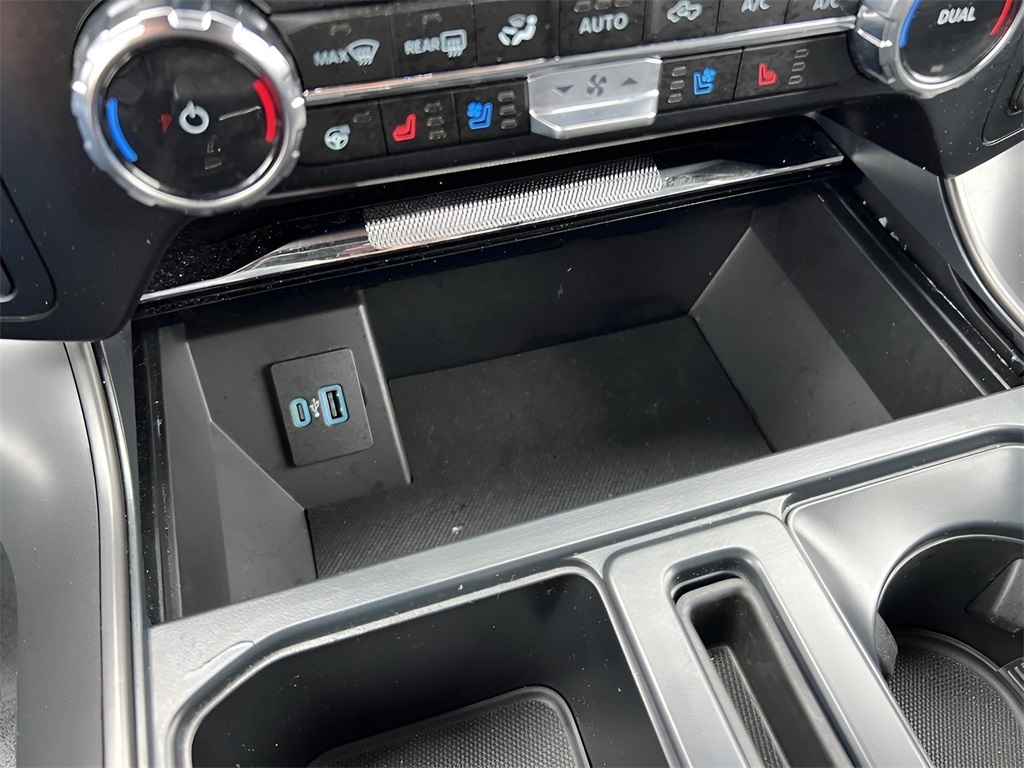 Ford F-150 Lariat SuperCrew 4WD 2024