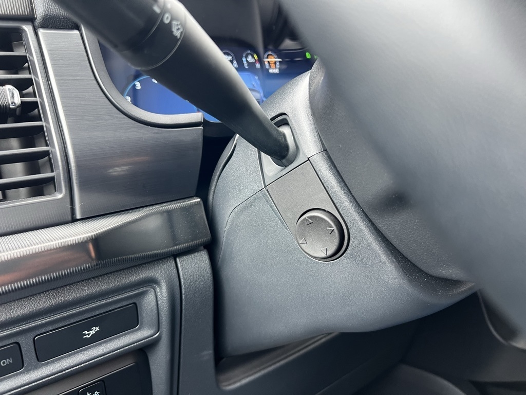 Ford F-150 Lariat SuperCrew 4WD 2024