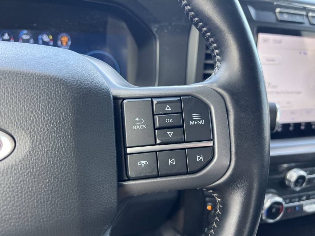 Ford F-250 SD Lariat Crew Cab 4WD 2023