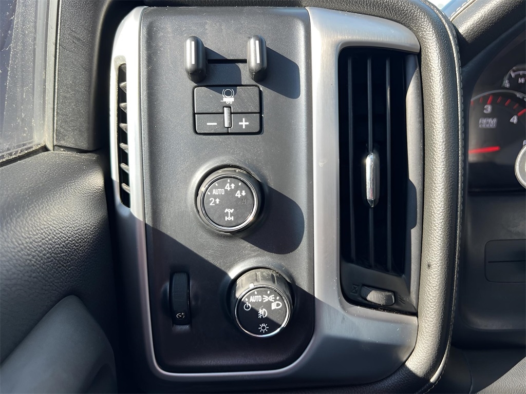 GMC Sierra 1500 SLE Crew Cab Long Box 4WD 2016