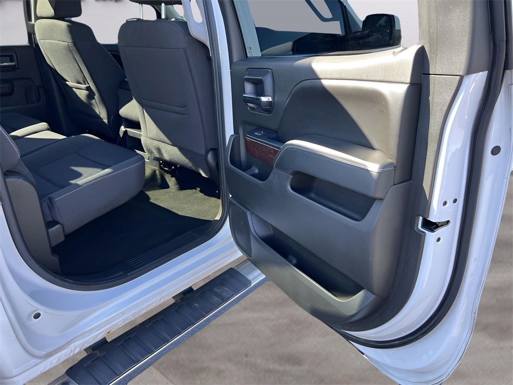 GMC Sierra 1500 SLE Crew Cab Long Box 4WD 2016