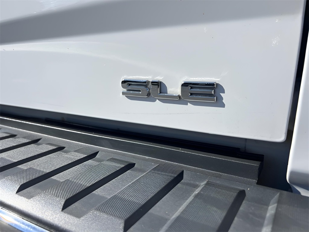 GMC Sierra 1500 SLE Crew Cab Long Box 4WD 2016