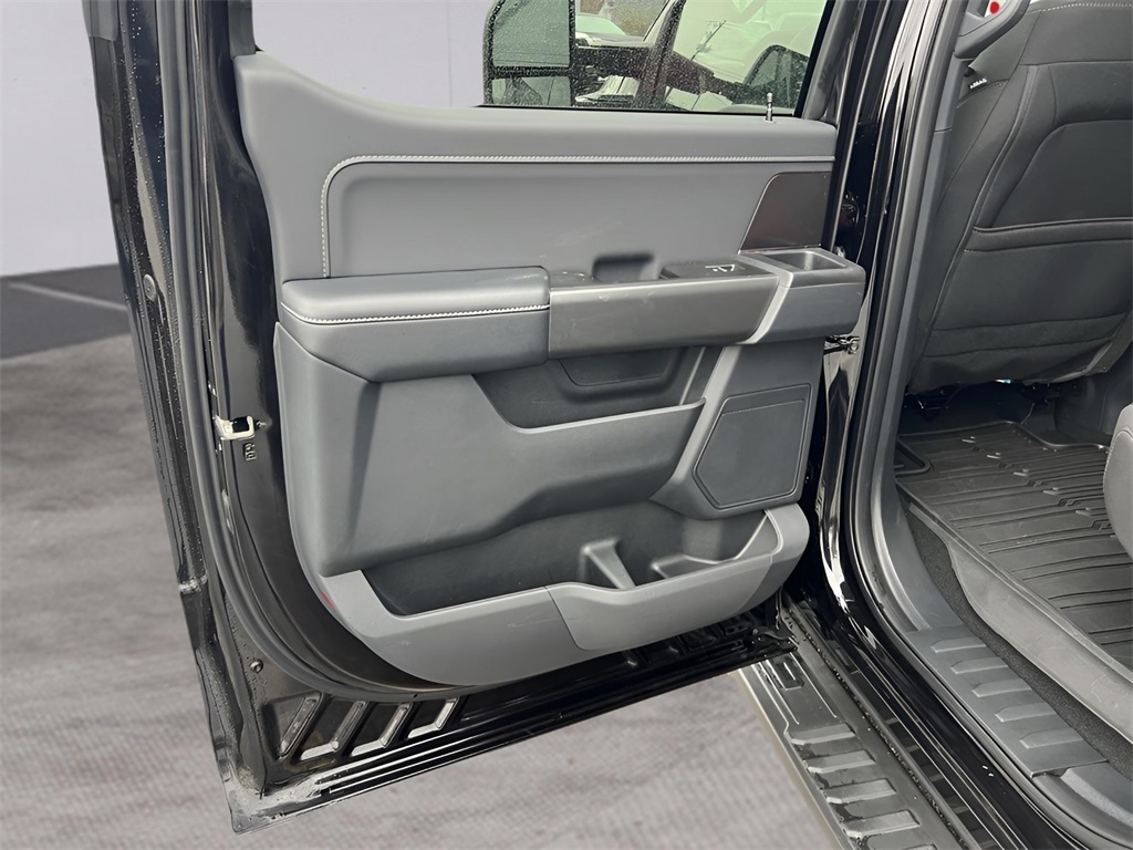 Ford F-150 XLT SuperCrew 4WD 2024