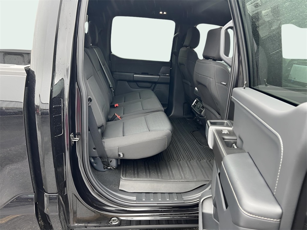 Ford F-150 XLT SuperCrew 4WD 2024