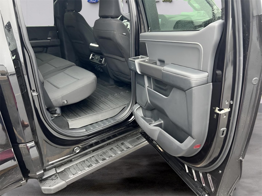 Ford F-150 XLT SuperCrew 4WD 2024