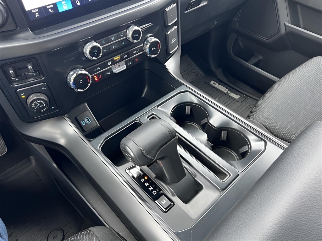 Ford F-150 XLT SuperCrew 4WD 2024