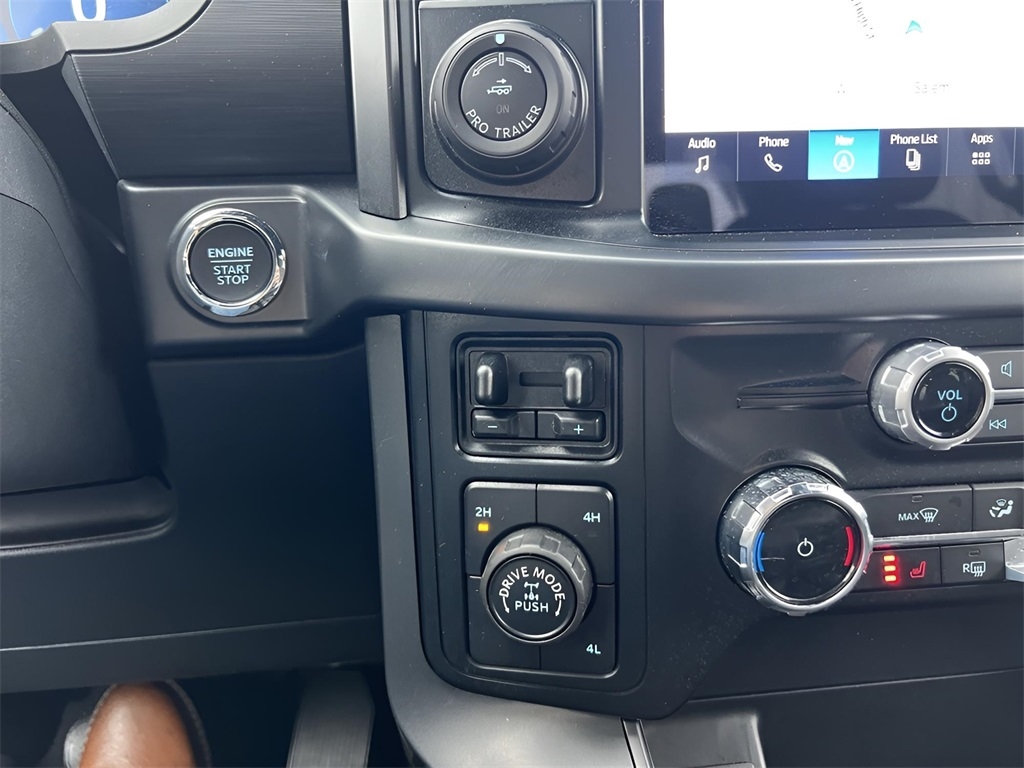 Ford F-150 XLT SuperCrew 4WD 2024