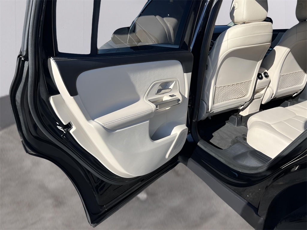 Mercedes-Benz GLB-Class GLB 250 2021