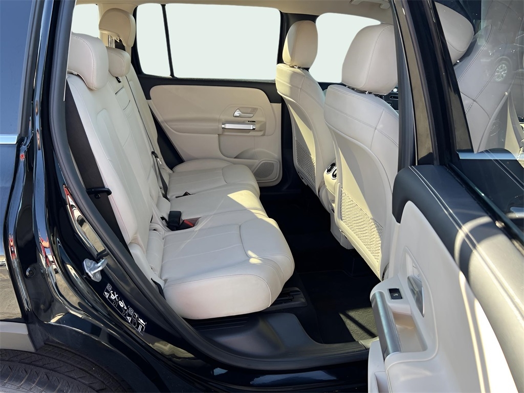 Mercedes-Benz GLB-Class GLB 250 2021