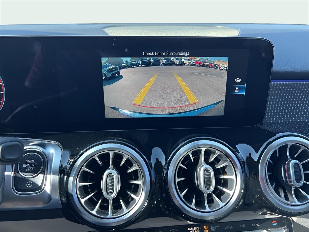 Mercedes-Benz GLB-Class GLB 250 2021