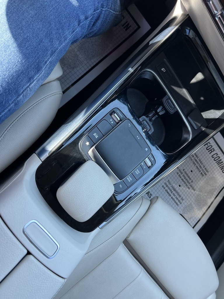 Mercedes-Benz GLB-Class GLB 250 2021