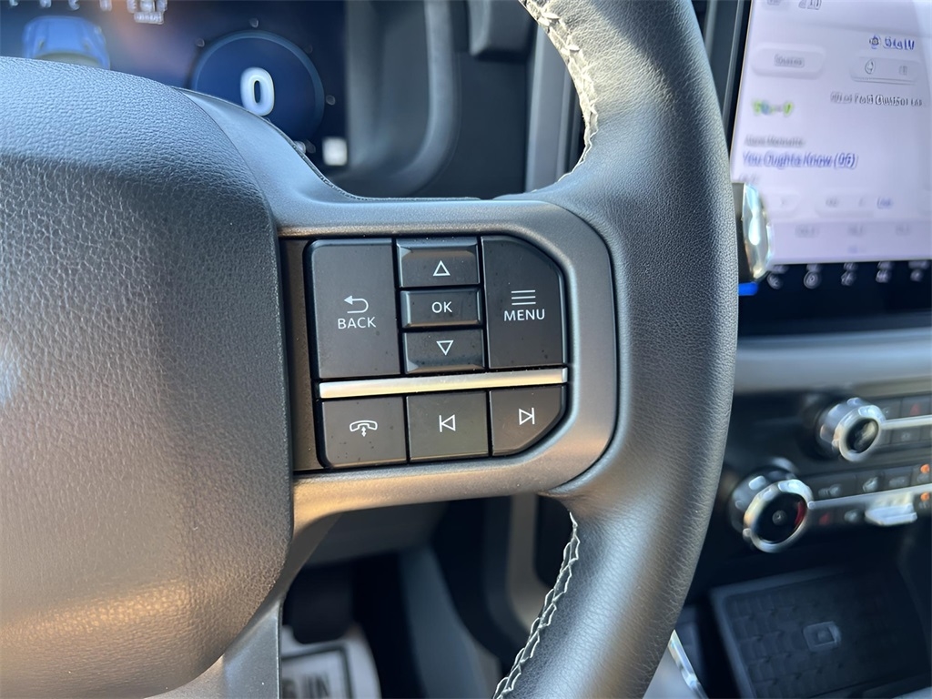 Ford F-150 XLT SuperCrew 4WD 2025