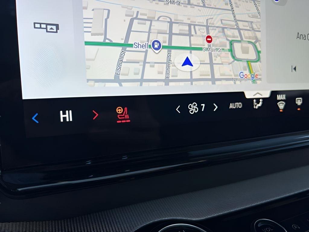 Ford Expedition Active 4WD 2025