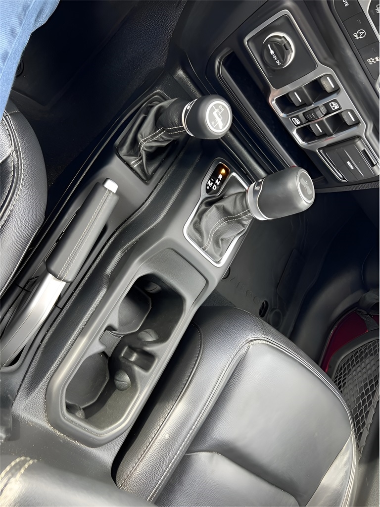 Jeep Wrangler Unlimited Sahara 2021