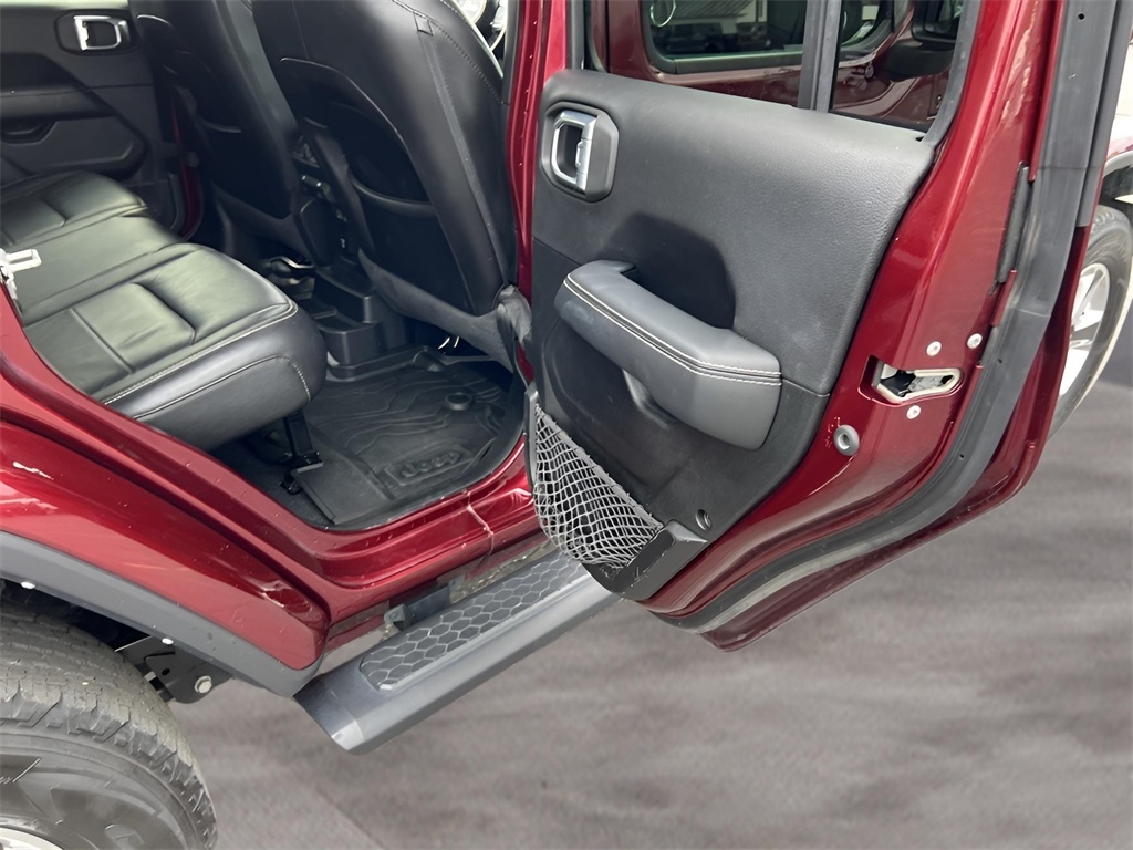 Jeep Wrangler Unlimited Sahara 2021