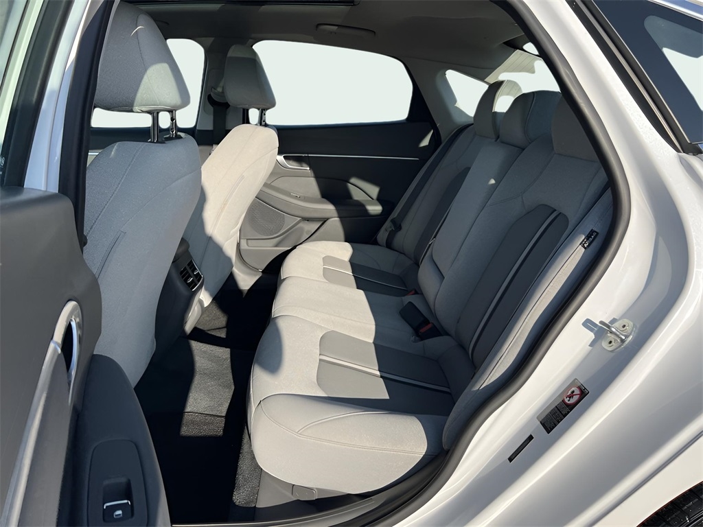 Hyundai Sonata SEL 2021