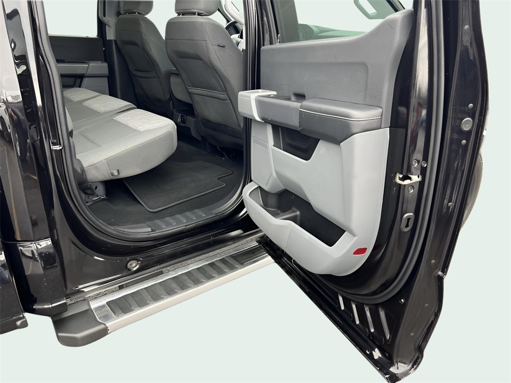 Ford F-150 Lariat SuperCrew 5.5-ft. Bed 4WD 2023