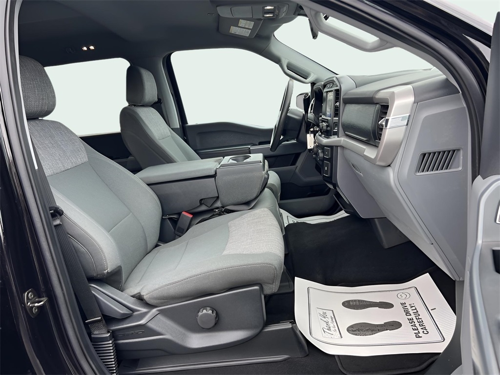 Ford F-150 Lariat SuperCrew 5.5-ft. Bed 4WD 2023