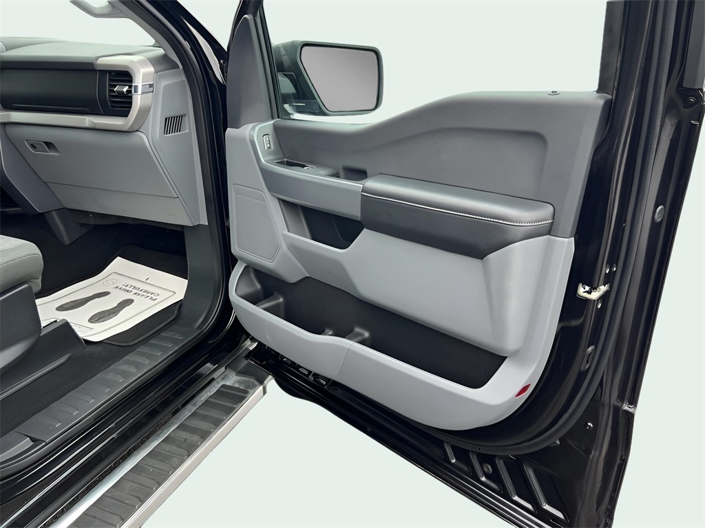 Ford F-150 Lariat SuperCrew 5.5-ft. Bed 4WD 2023