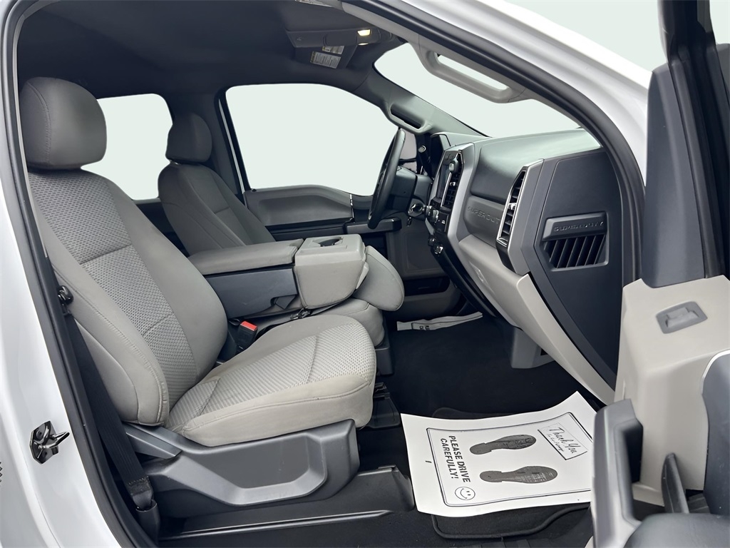 Ford F-250 SD XLT Crew Cab 4WD 2022